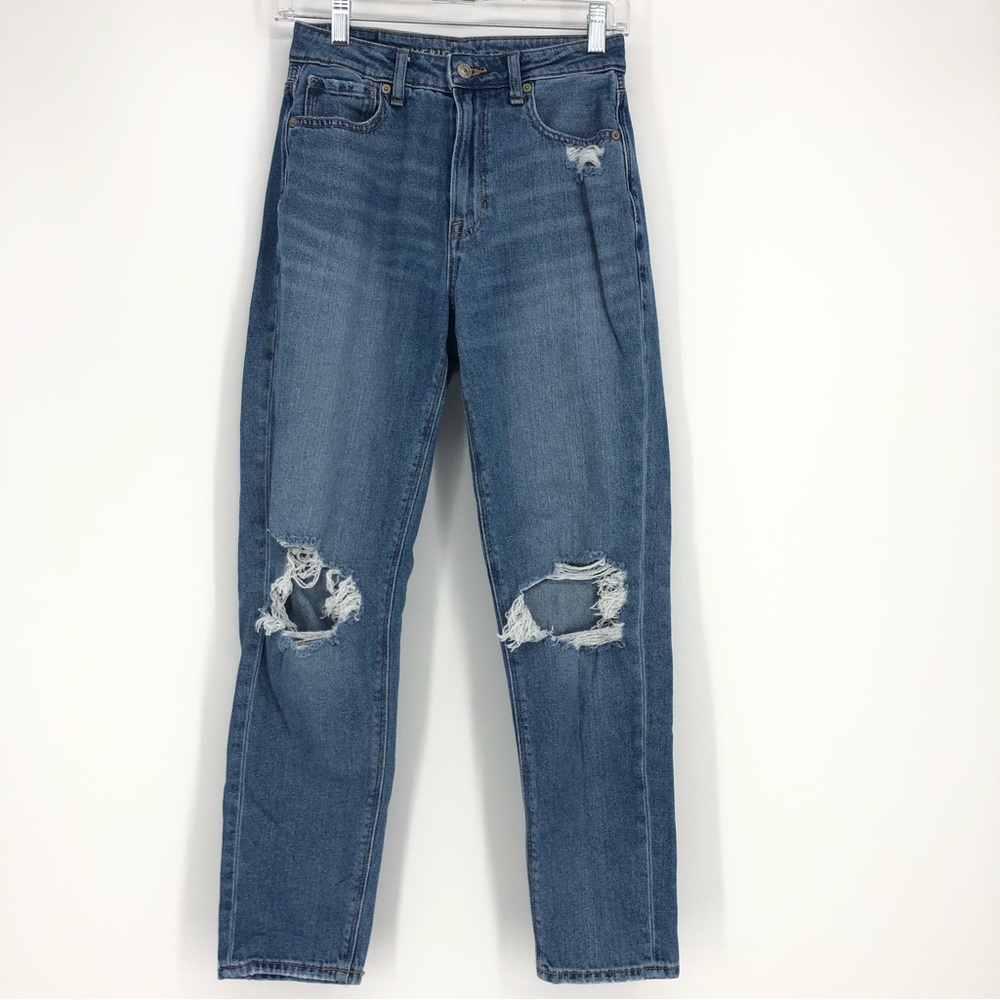 American Eagle Mom Jeans Distressed Comfort Stretch Waistband Size 2 Hi Rise